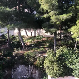 - Jardin Secret Apartment