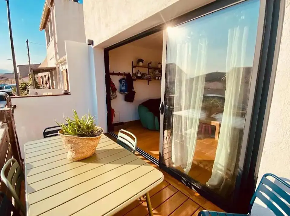 Maison Bord De Mer Avec Jacuzzi Marseilles 0*,