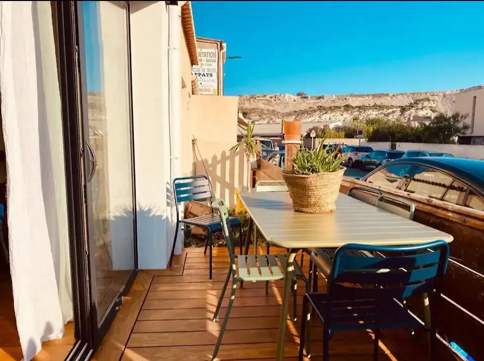 Ferienhaus Maison Bord De Mer Avec Jacuzzi Marseilles