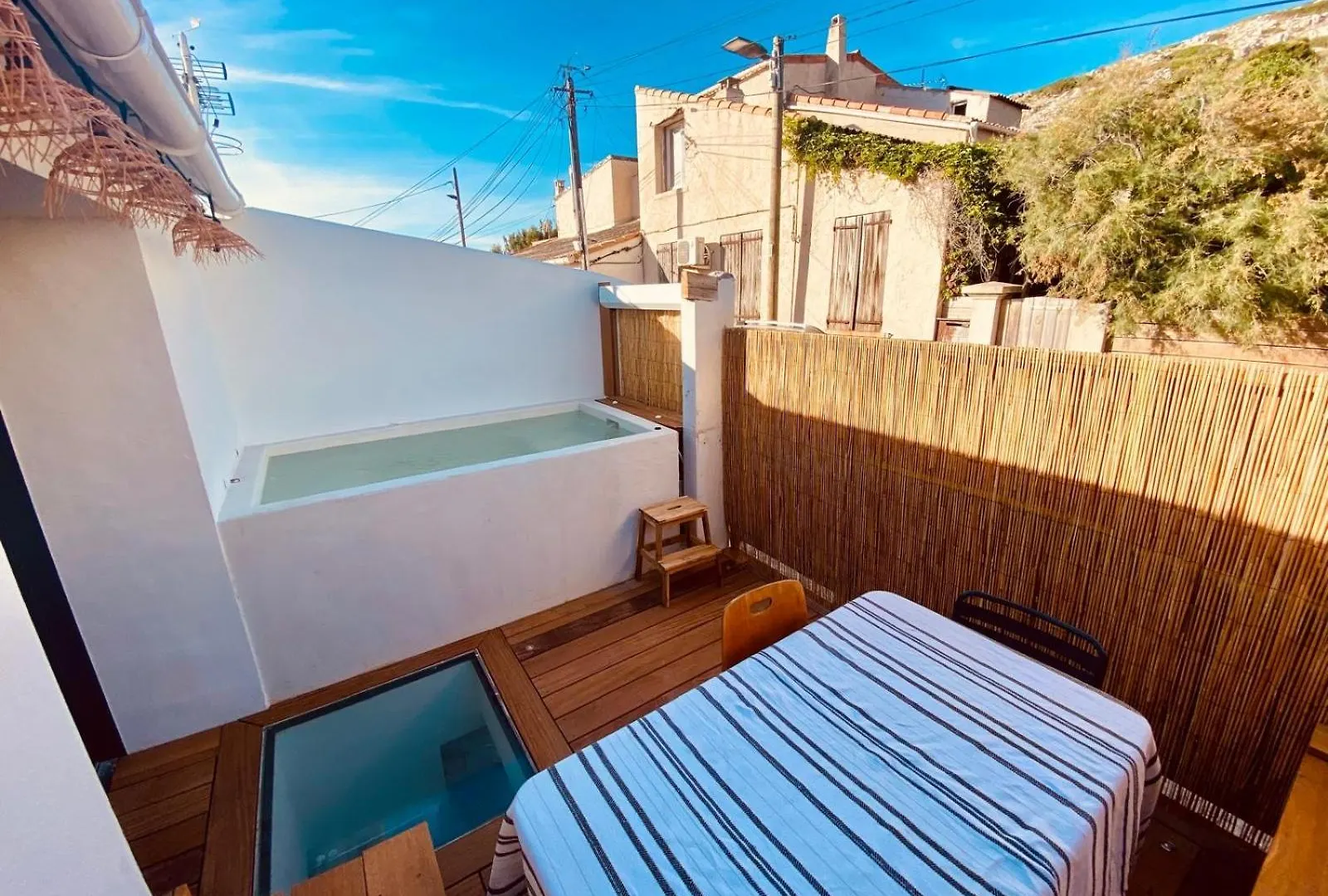 Ferienhaus Maison Bord De Mer Avec Jacuzzi Marseilles Frankreich