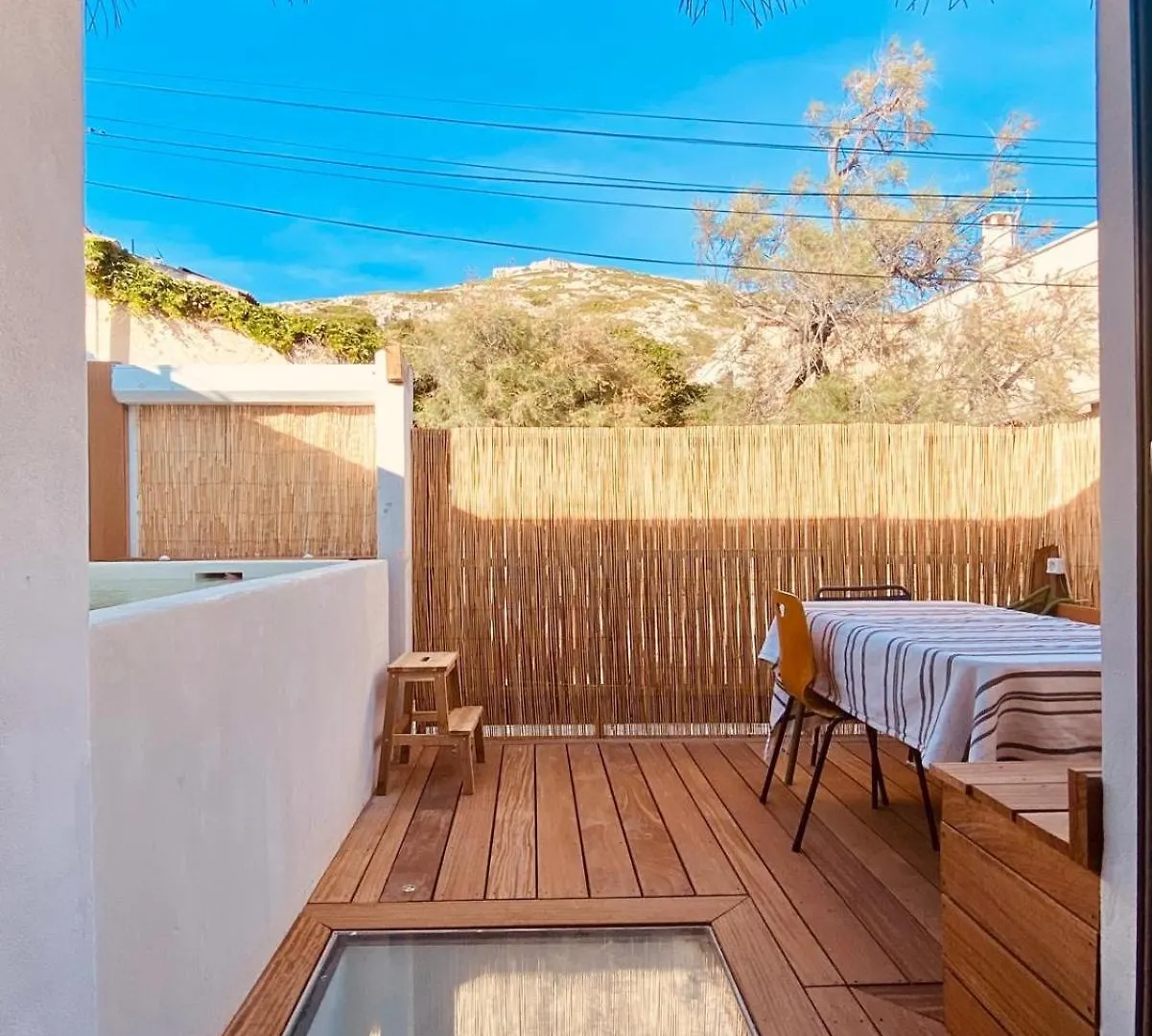 Maison Bord De Mer Avec Jacuzzi Marseilles